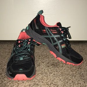 ASICS Tennis Shoes Black with Teal/Pink, size 8.5
